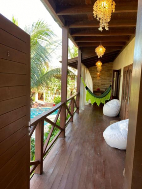 Apartamento de luxo, ampla varanda, vista piscina